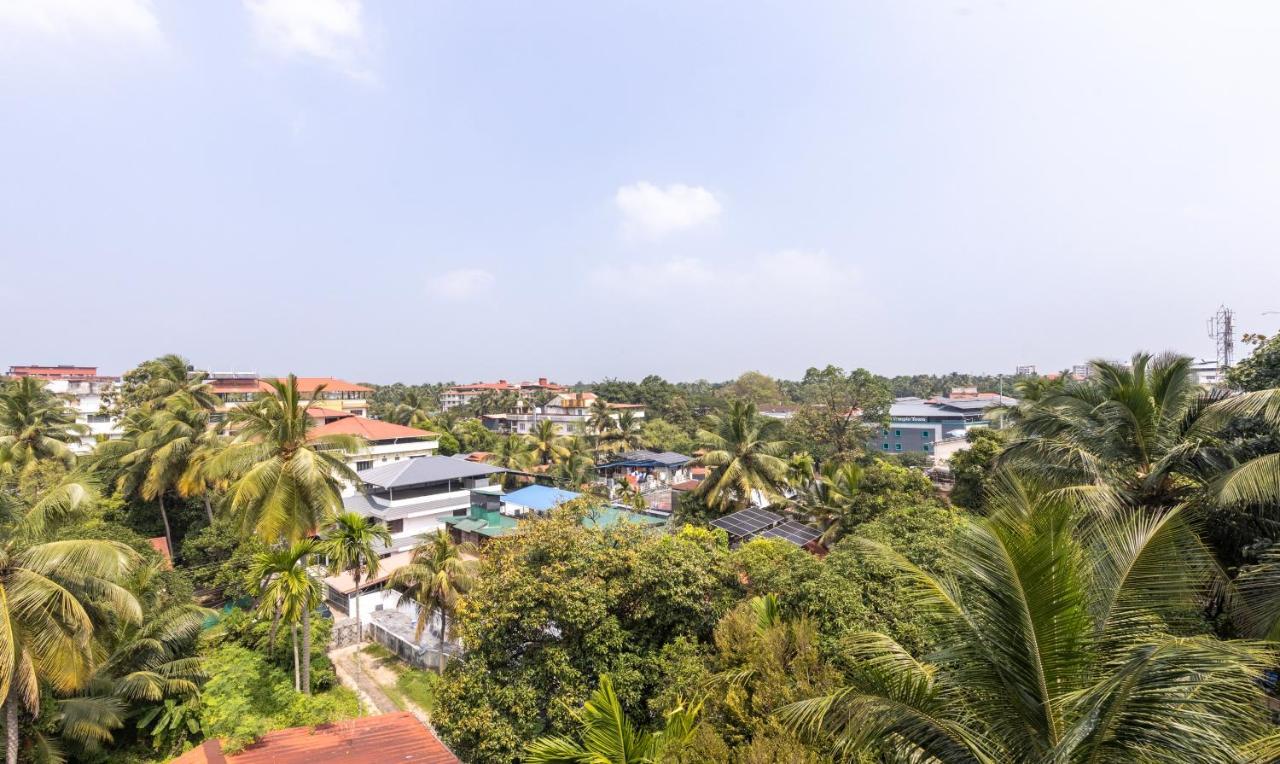 ホテル Treebo Sreepathi Prayag,Guruvayur Temple エクステリア 写真